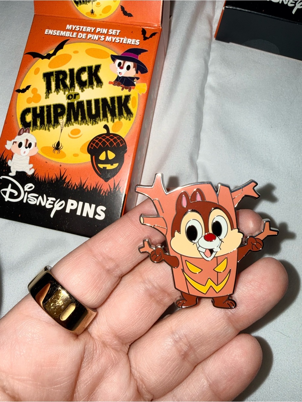 Disney Trick or Chipmunk pin - Haunted Tree Dale
